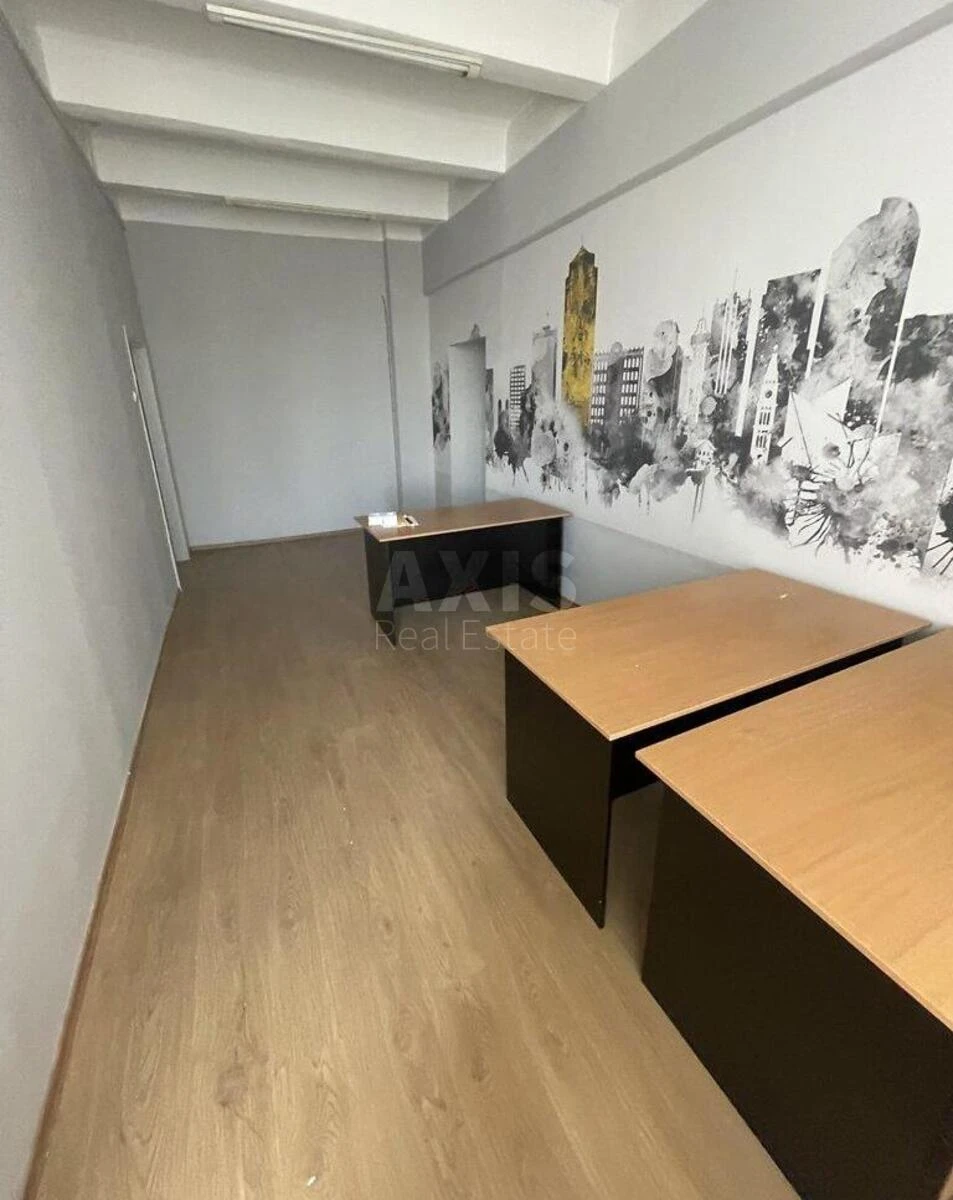 Офис бул. Леси Украинки 34, 79м2652740