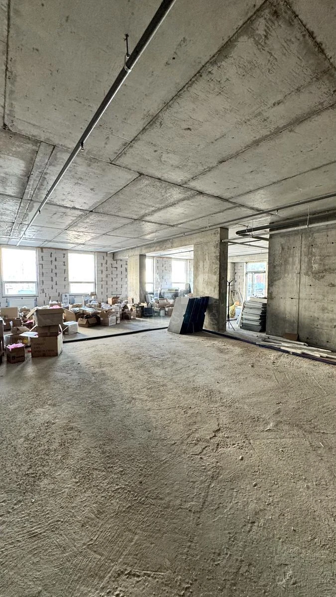 Office pr-t Bazhana Mykoly 17, 163m2632602