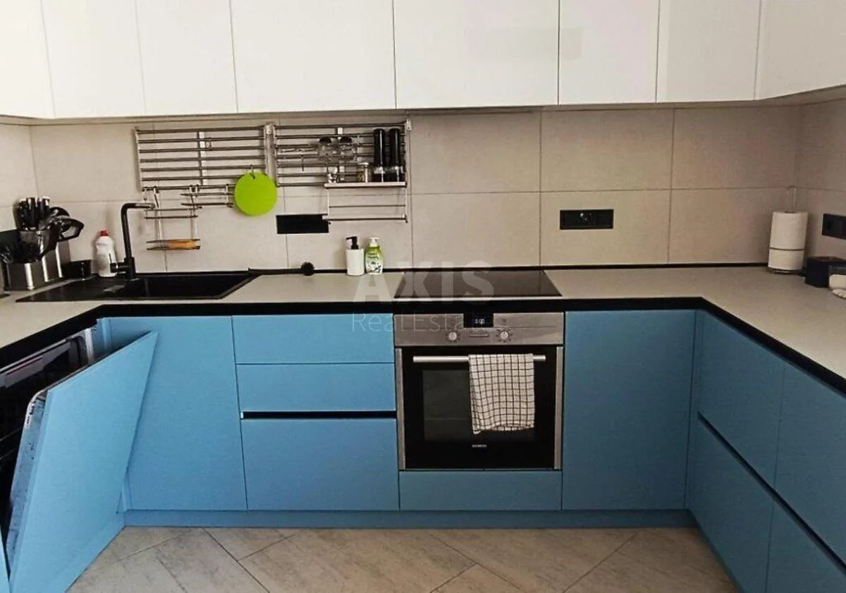 3k apartment nab. Dniprovs'ka 19А