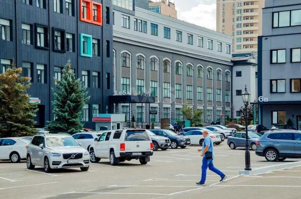 Office vul. Pymonenka Mykoly 13, 327m26757214