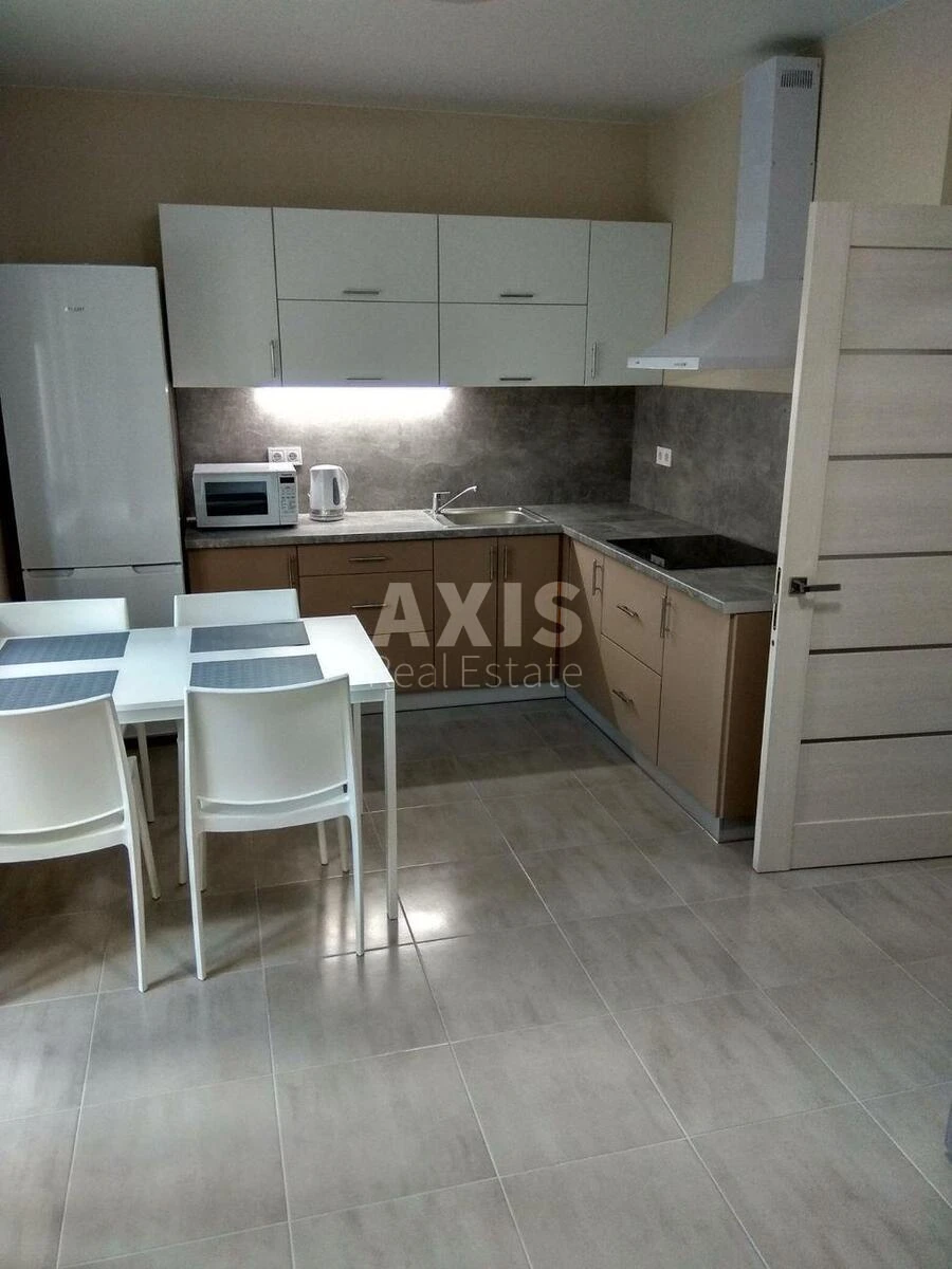 2k apartment vul. Lypkivs'kogo Vasylja Mytropolyta 37Г605730