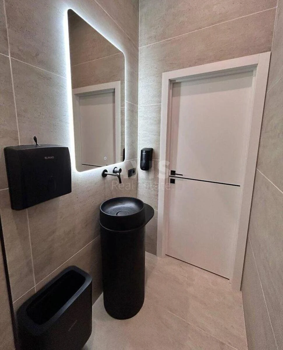 Офис ул. Богдана Ступки 3, 77м2690980