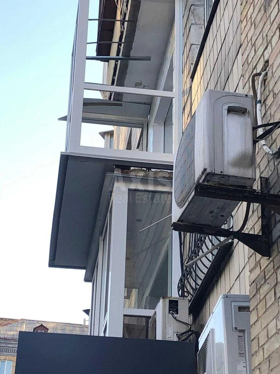 1k apartment uzv. Klovs'kyj 12А671927