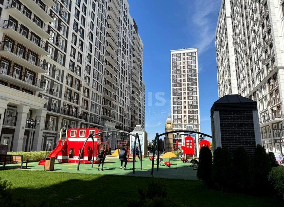 2к квартира ул. Михаила Максимовича 246576515