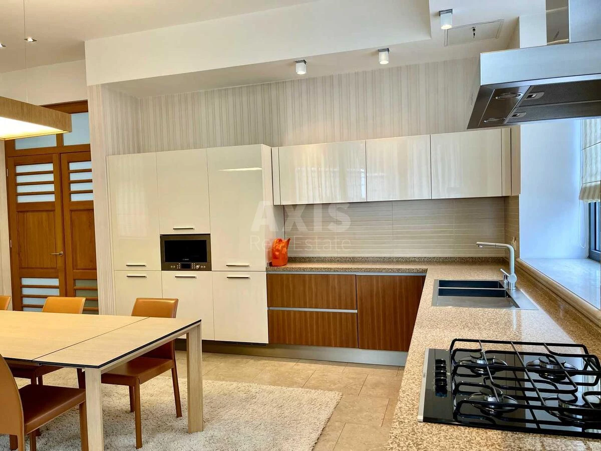 House vul. Redutna, 575m2, Kyiv city704547
