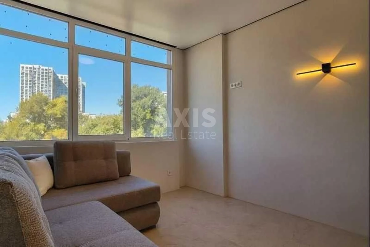 3к квартира ул. Братьев Чибинеевых 8647272