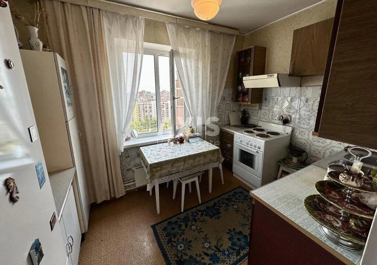 1к квартира пр-т Червоной Калины 5269432