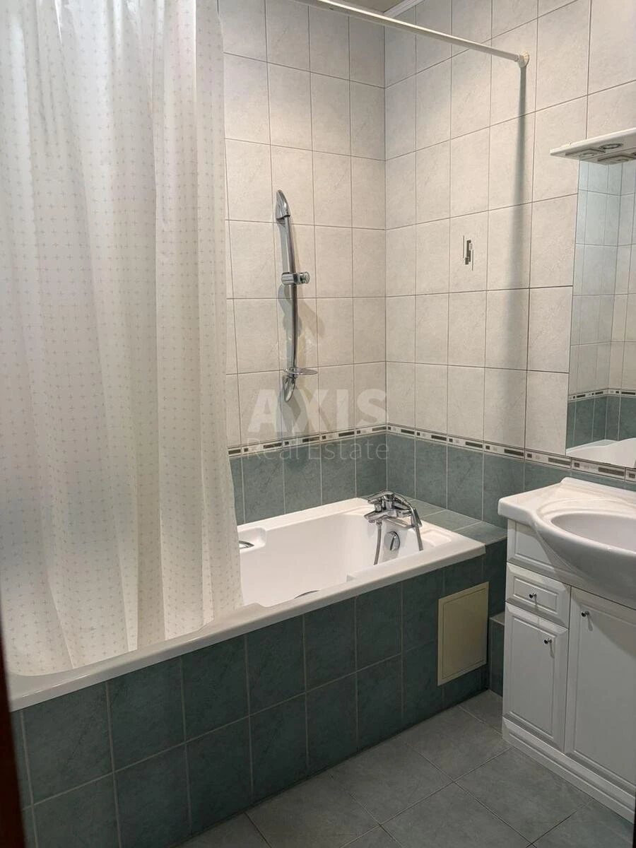 2k apartment vul. Dmytrivs'ka 697095512