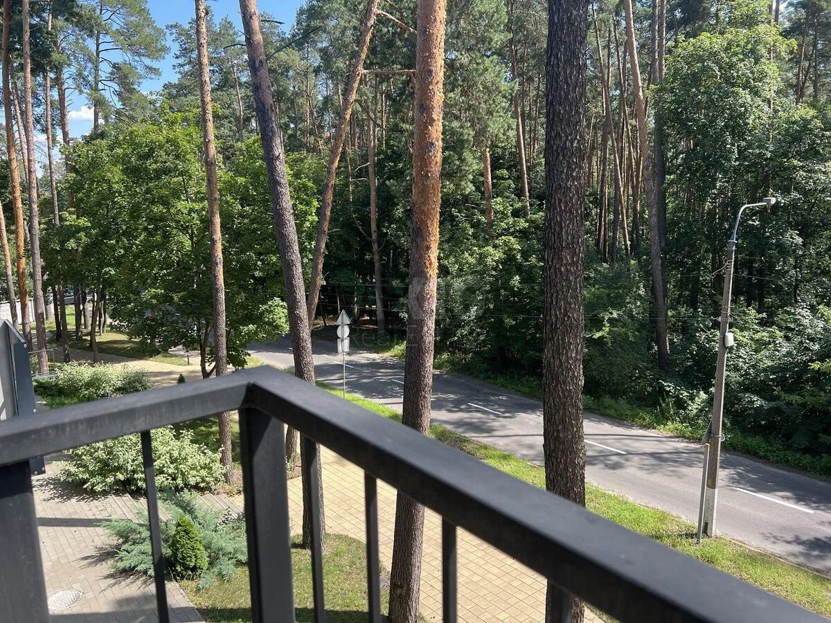 1k apartment vul. Dniprovods'ka 1А7079310