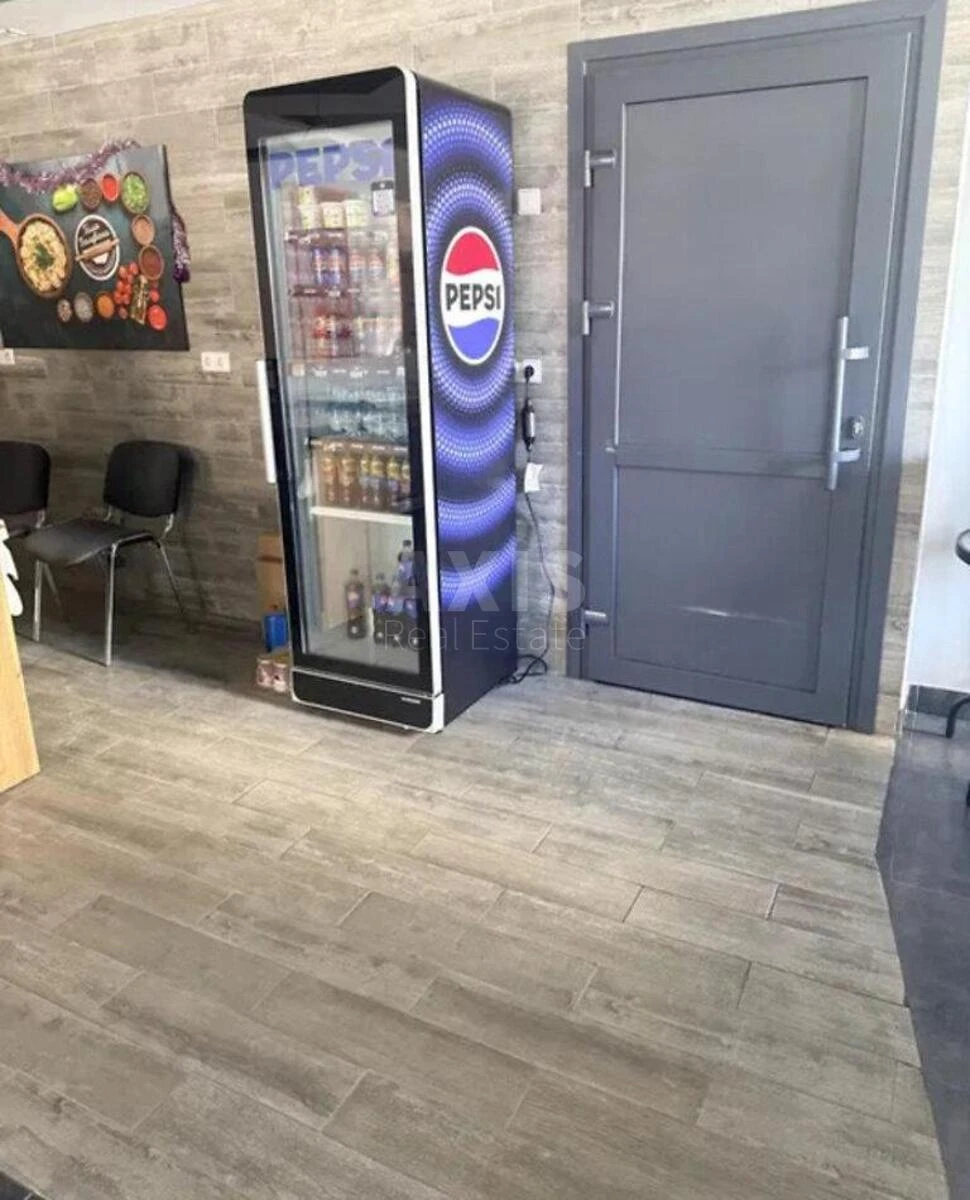 Trade object vul. Zabolotnogo Akademika 15, 61m2651782