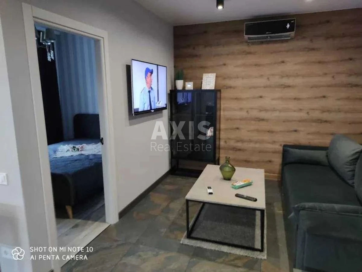 1k apartment vul. Mykil's'ko-Slobids'ka 10237552