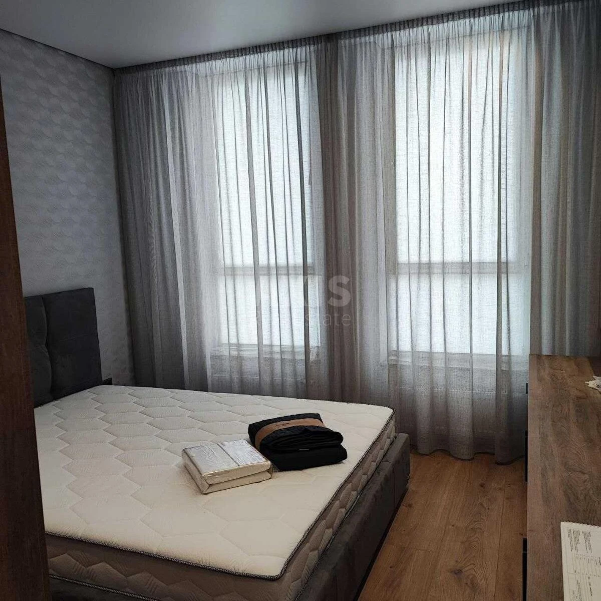 2k apartment pr-t Berestejskij 67670255