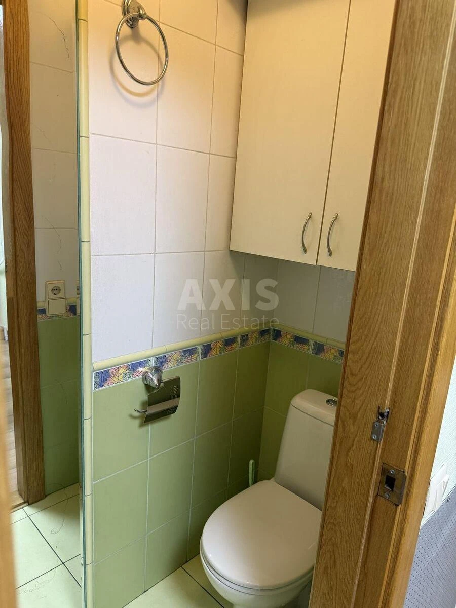 Office vul. Antonovycha 72, 60m2686899