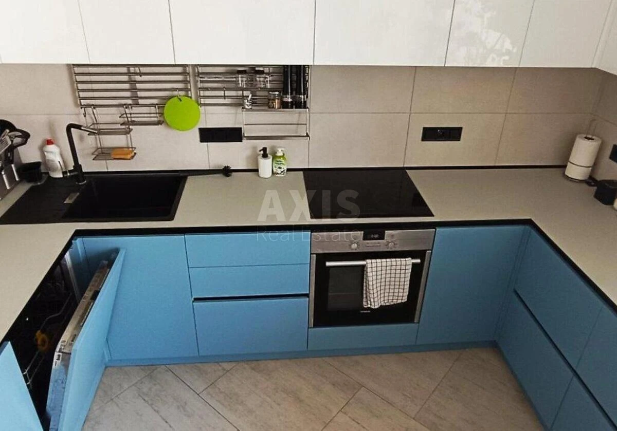 3k apartment nab. Dniprovs'ka 19А716540