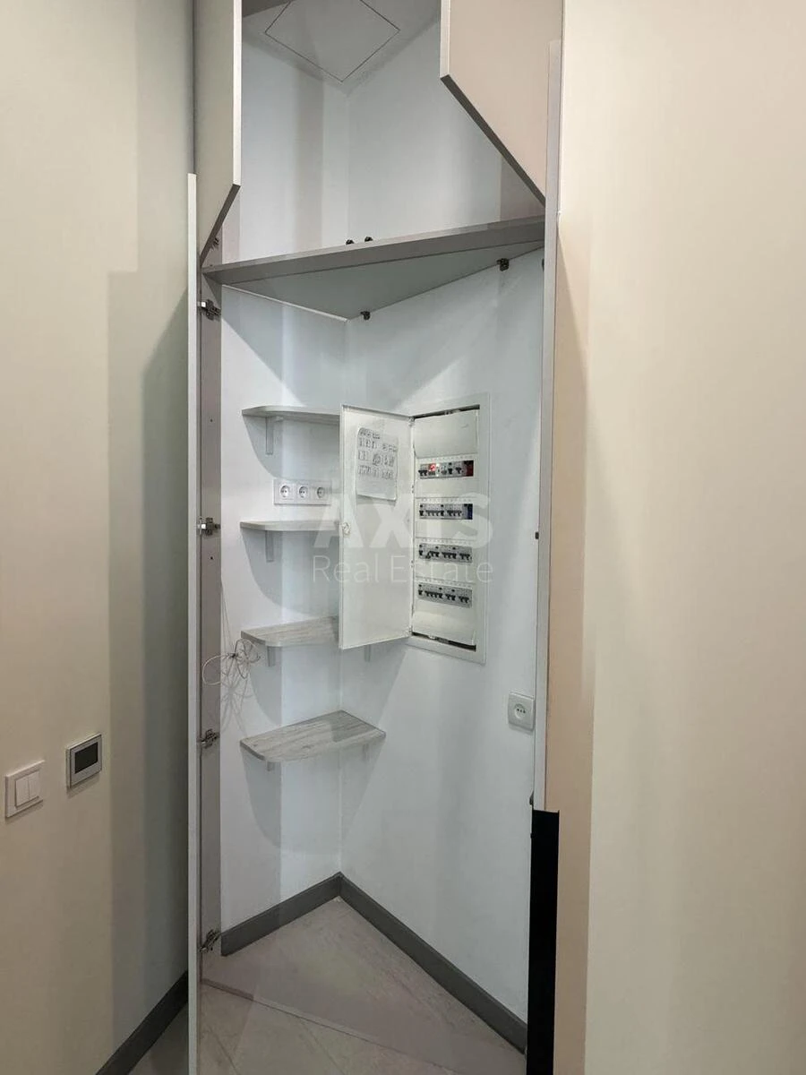 2k apartment pr-t Berestejskij 11Б6912813