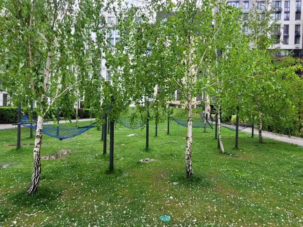 2k apartment vul. Saljutna Два B2512910