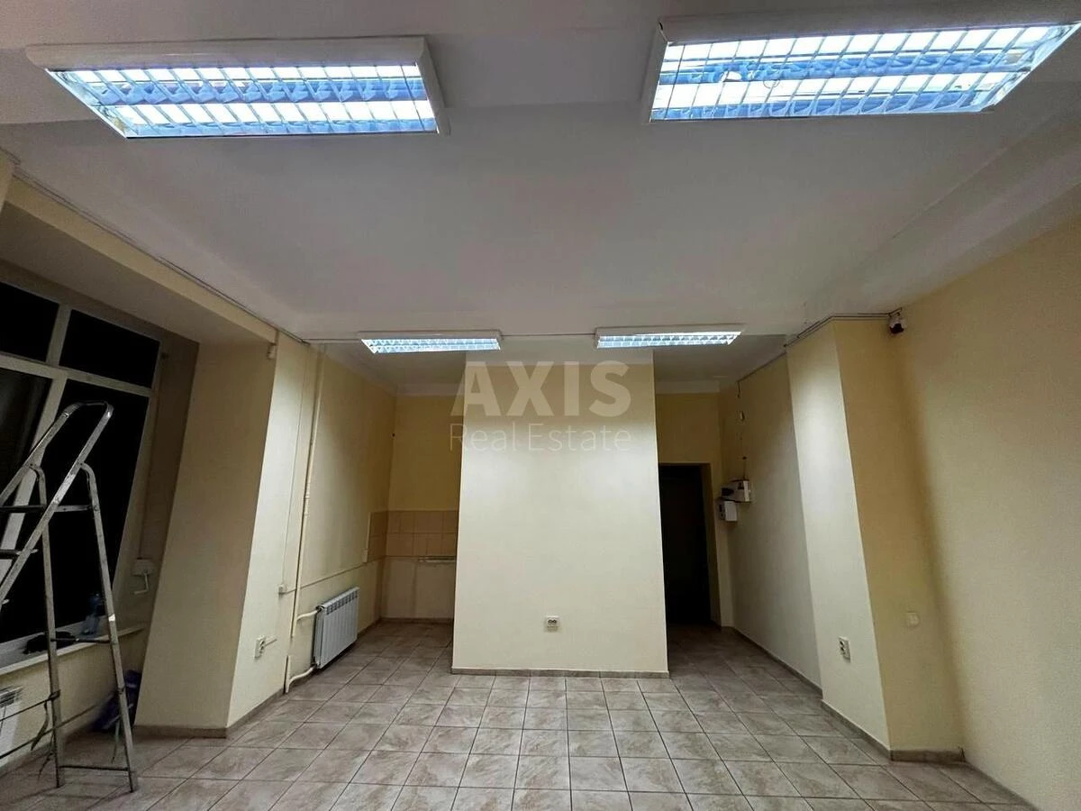 Service object vul. Dmytra Bagalija 2, 60m2657836
