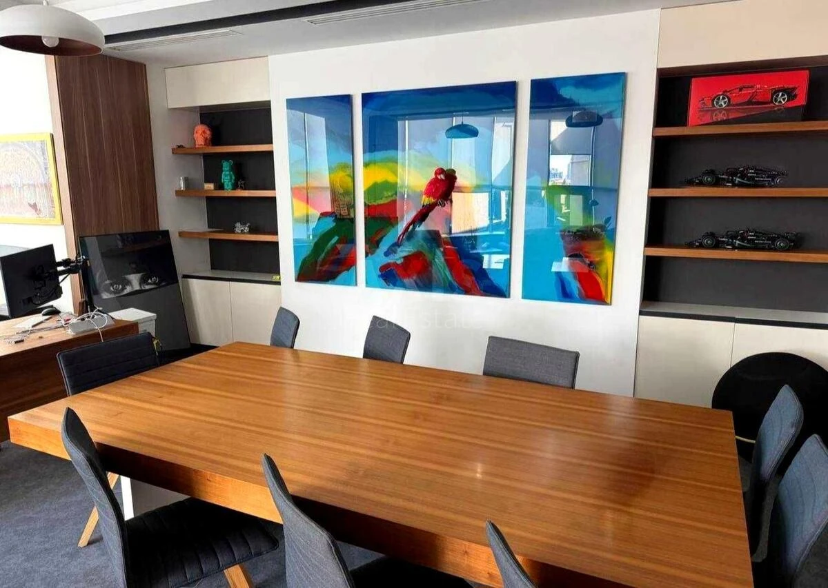 Office bul. Shevchenka Tarasa 35, 346m270489
