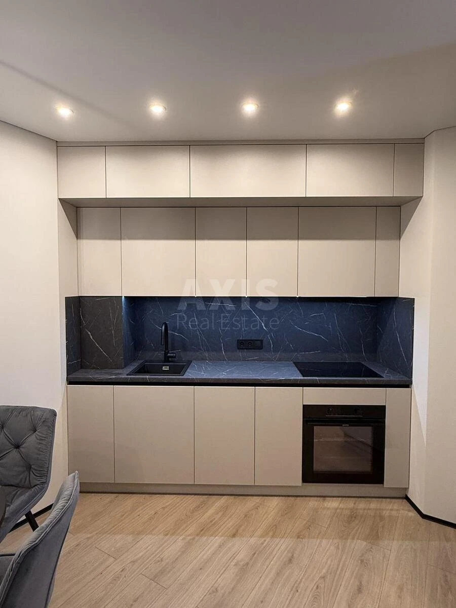 1k apartment pr-t Berestejskij 11Б67961