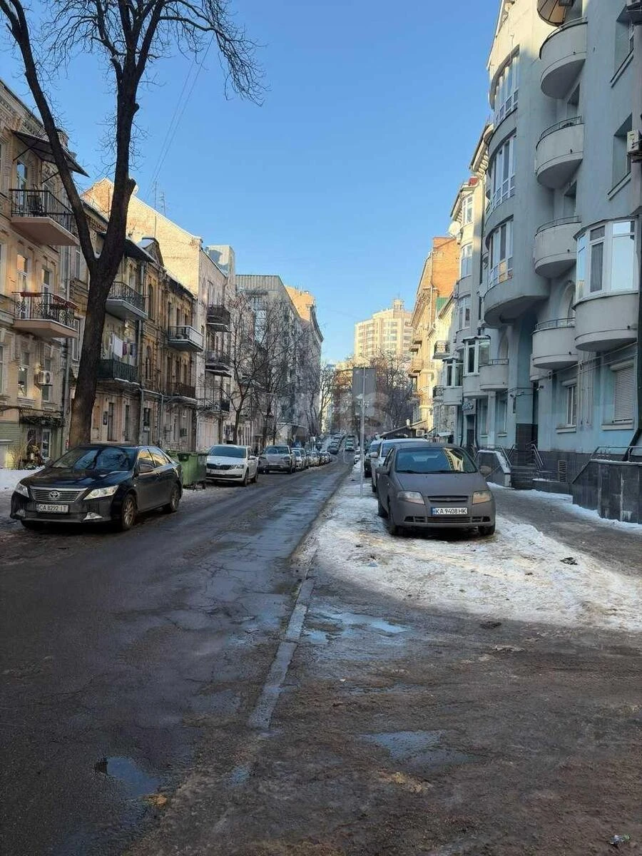 Офис ул. Александра Конисского 46, 200м2646638