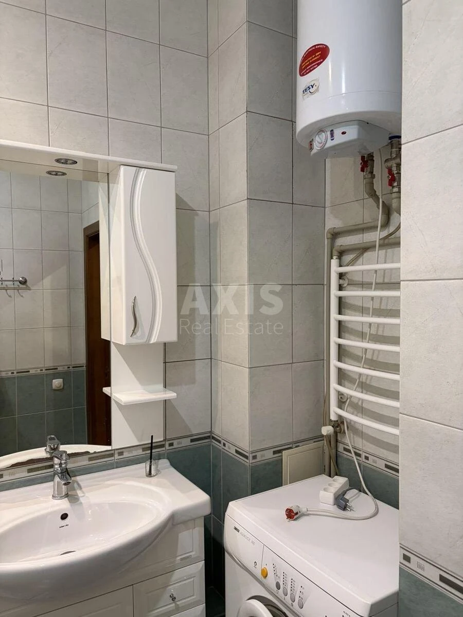 2k apartment vul. Dmytrivs'ka 697095513