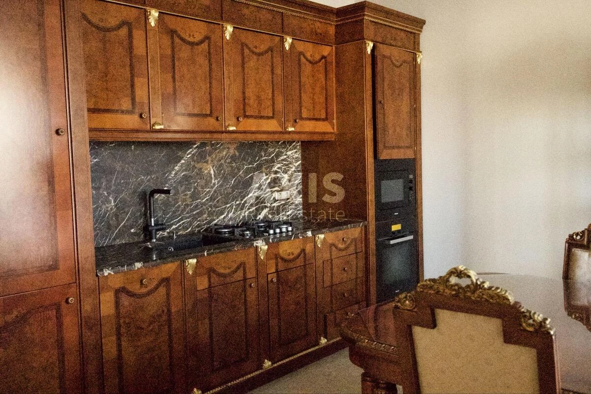 4к квартира ул. Жилянская Тридцать ампер65580