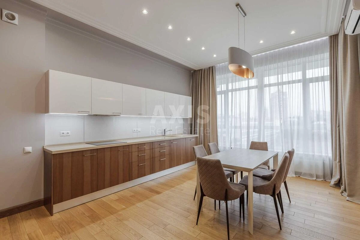 3k apartment uzv. Klovs'kyj 7А710050
