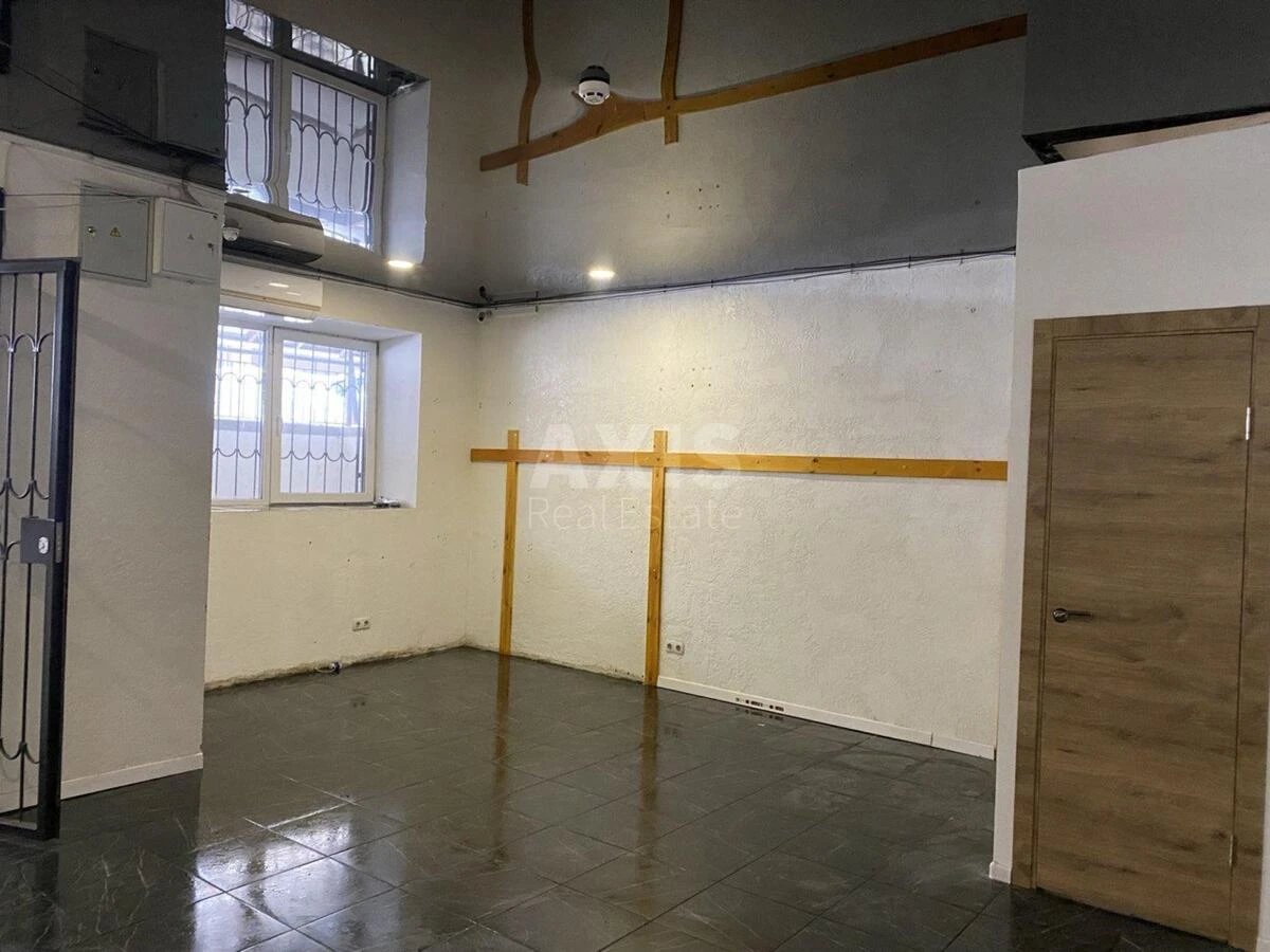 Объект торговли ул. Радистов 30, 35м2646930