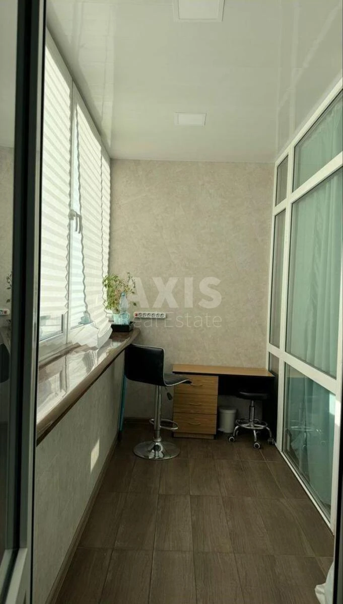 2k apartment vul. Sverstjuka Jevgena 46768314