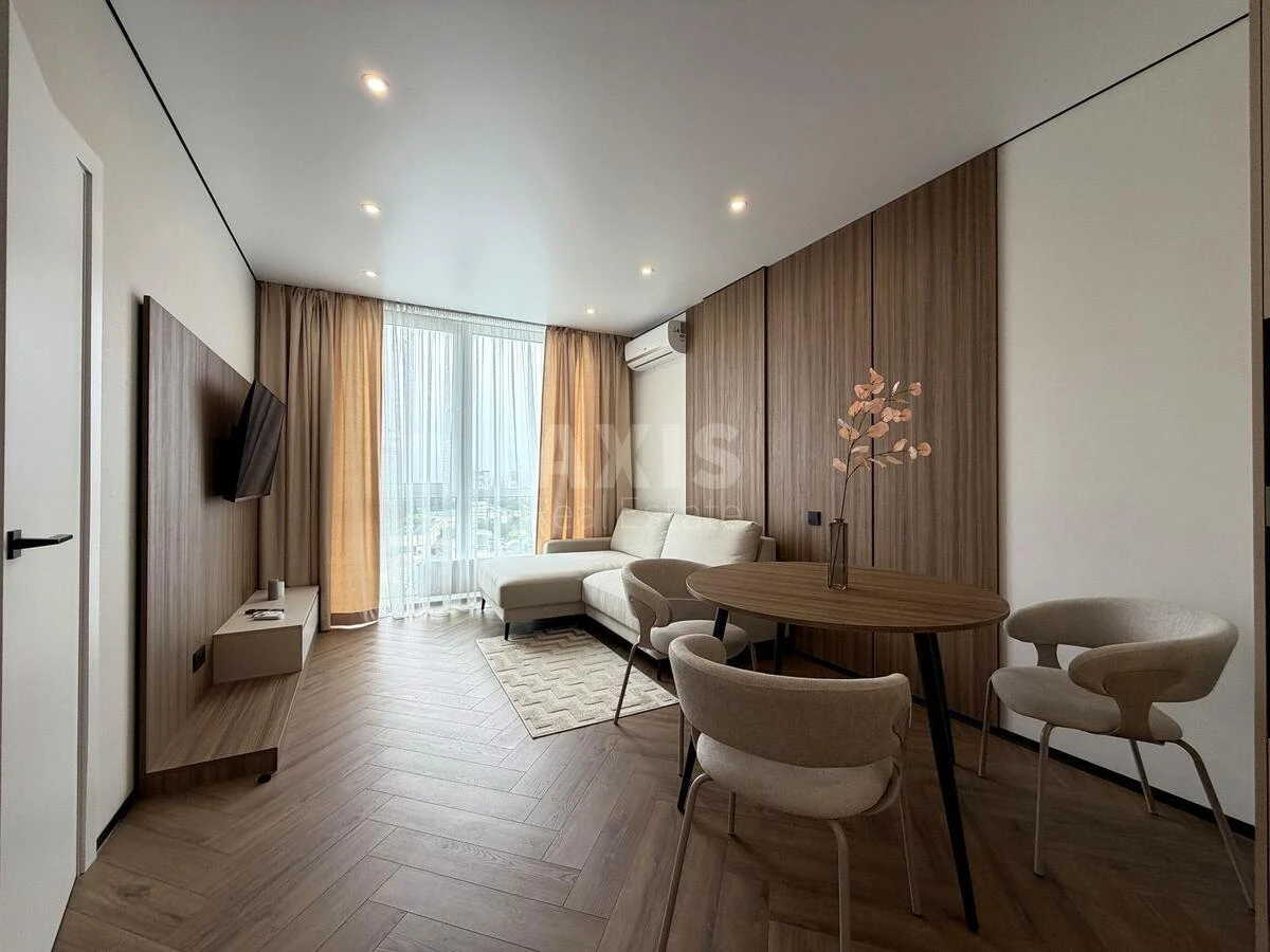 1k apartment nab. Dniprovs'ka 15К694074