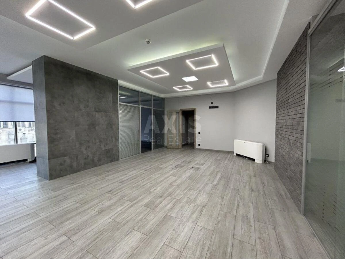 Office vul. Velyka Vasyl'kivs'ka 72, 183m2673255
