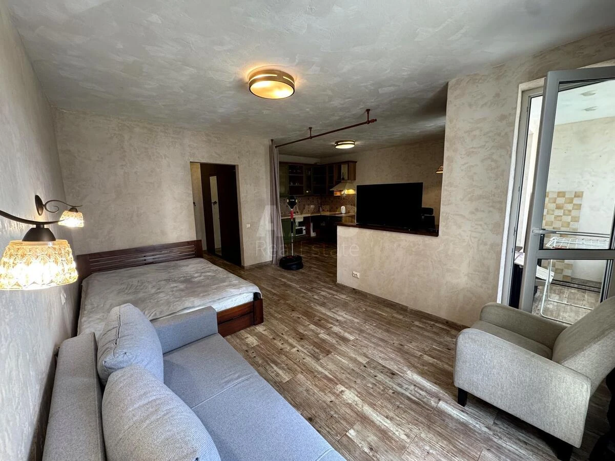 1k apartment vul. Zarichna 1Б689814