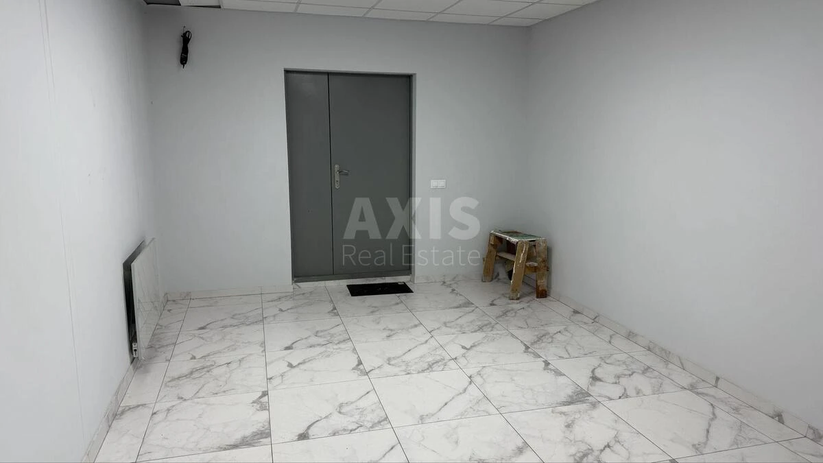 Объект торговли ул. Ревуцкого 54А, 98м2699044