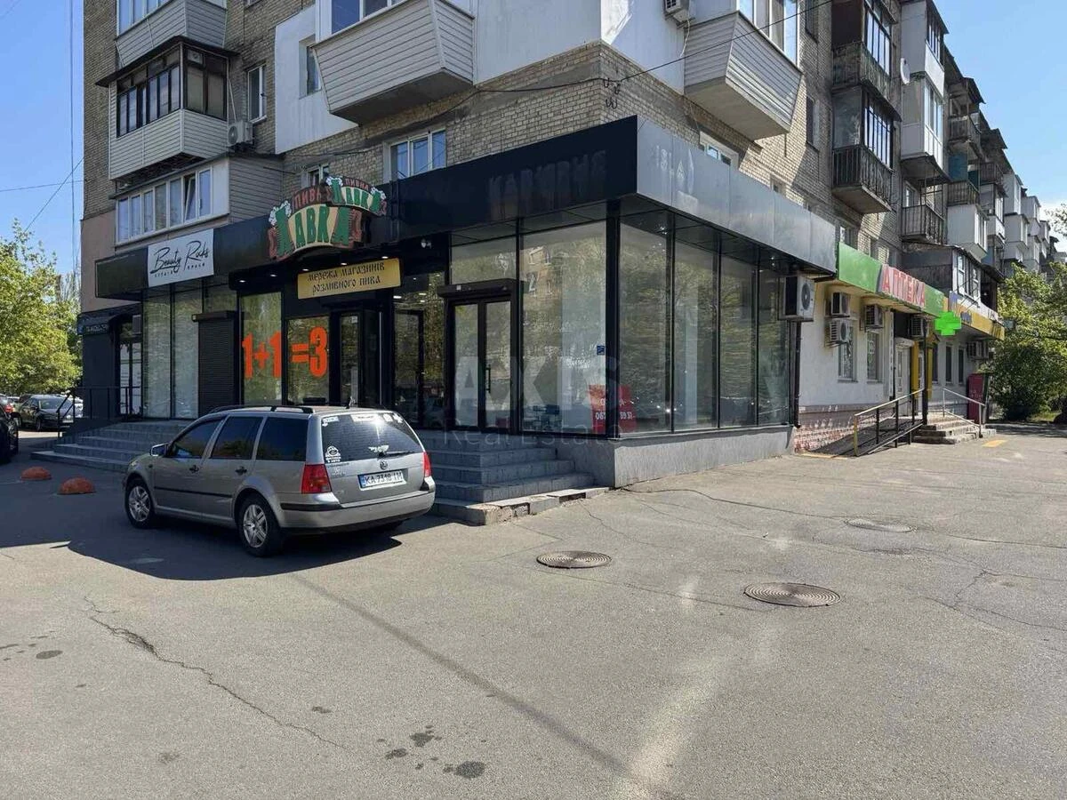 Trade object vul. Budivel'nykiv 8, 25m269794