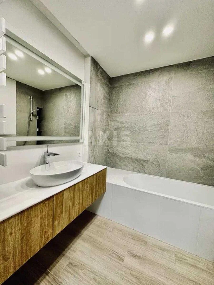 3к квартира ул. Салютная 2Б6494013