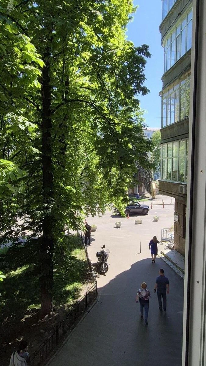 Офис ул. Богомольца Академика 7/14, 141м26972713