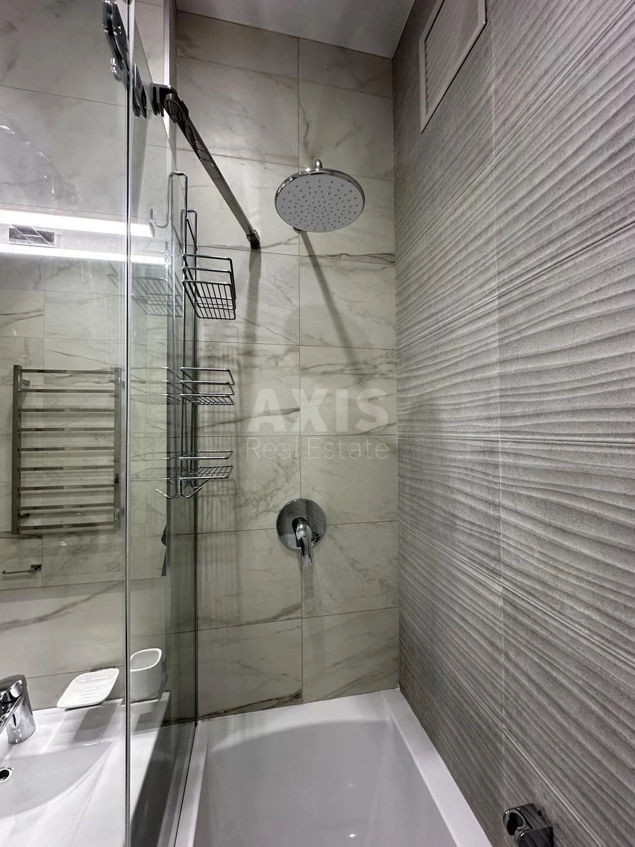 3k apartment vul. Antonovycha 118/96883012