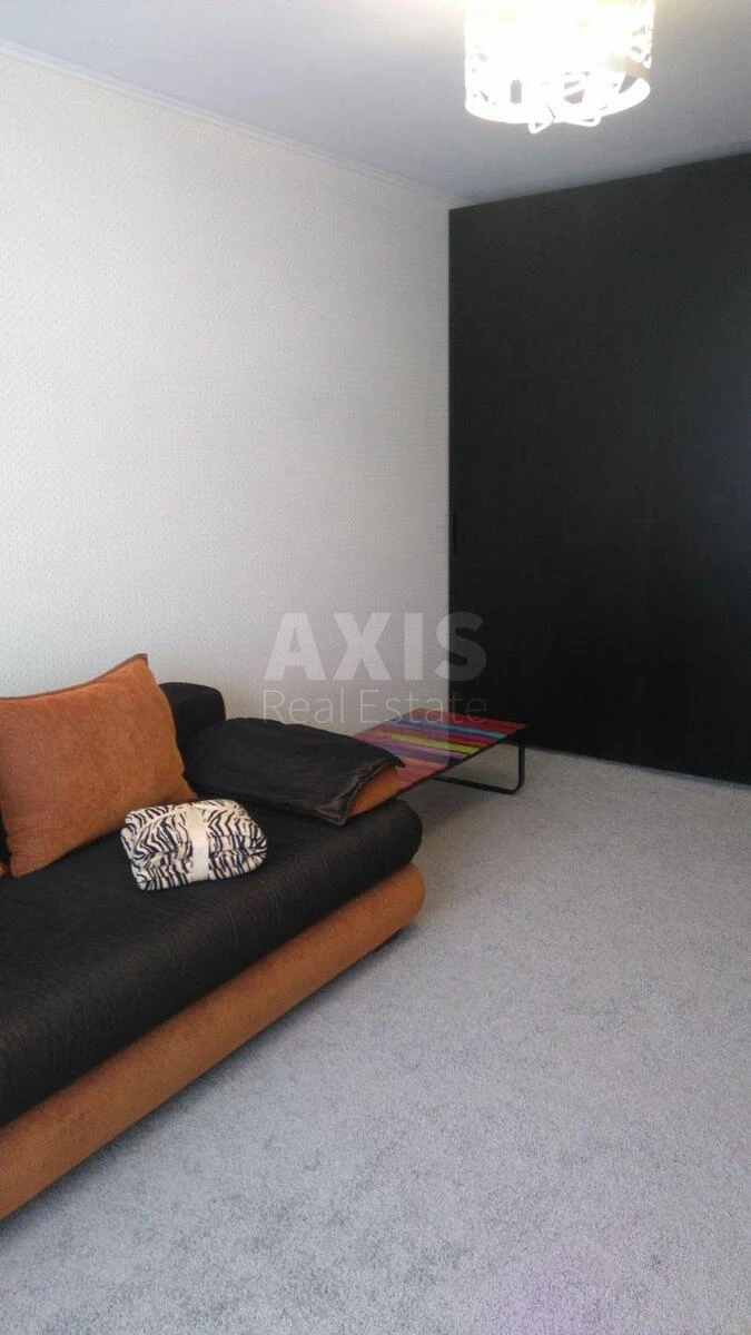 1k apartment vul. Rusovoi' Sofii' 3642213