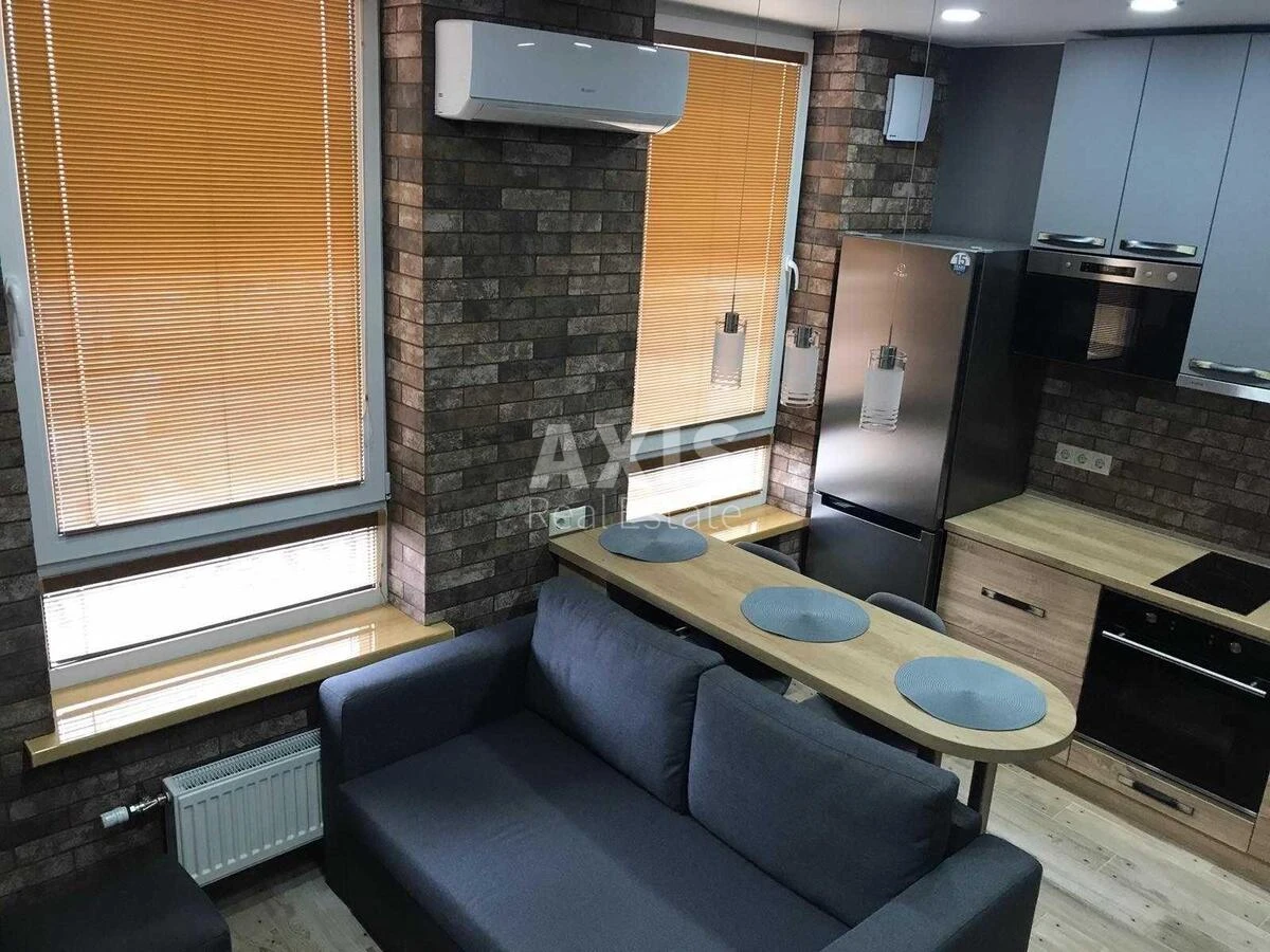 1k apartment vul. Saljutna Two B468300