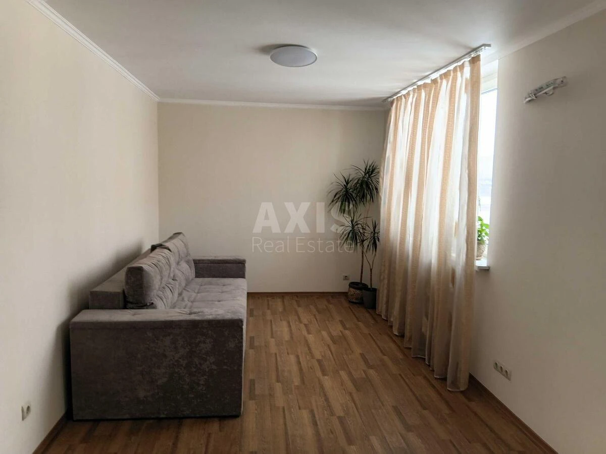 1к квартира ул. Соломии Крушельницкой 13713776