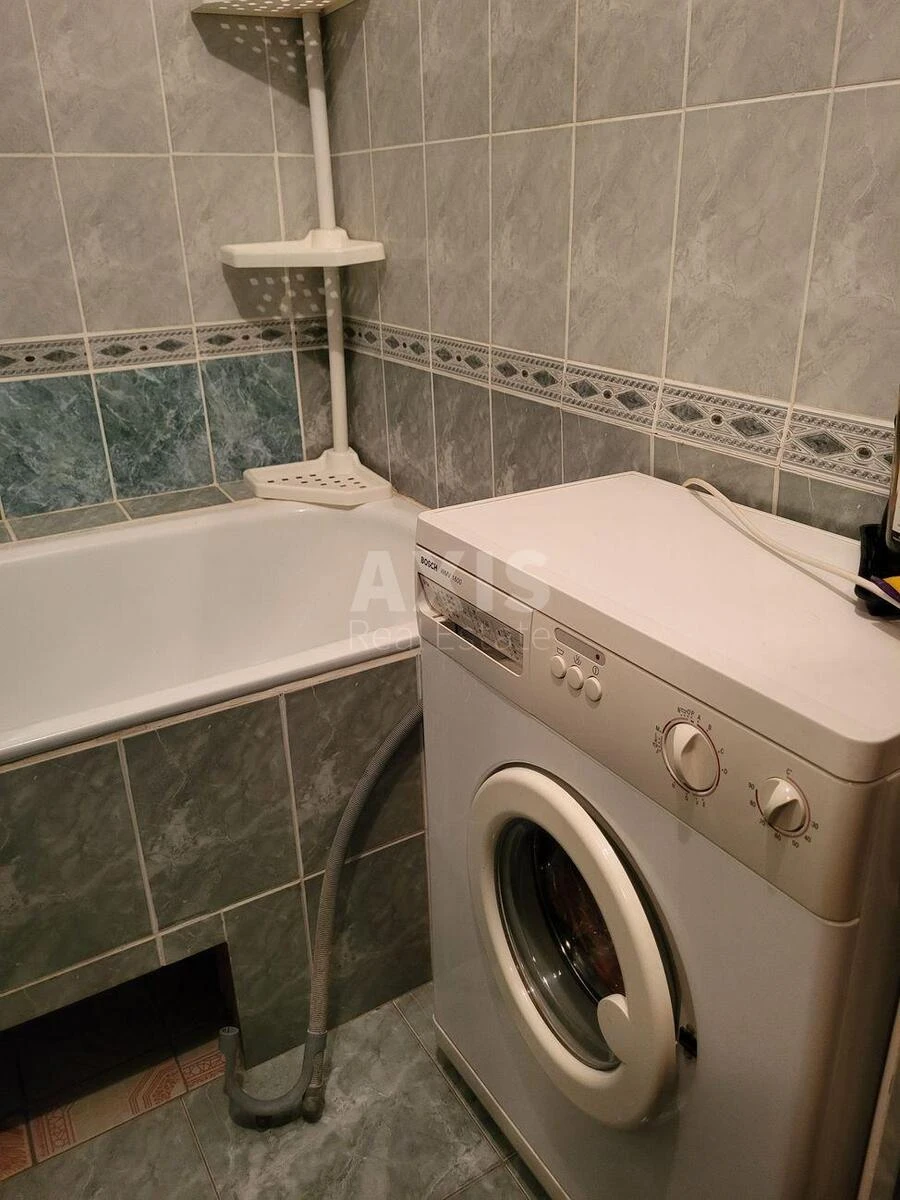 1k apartment vul. Vyshnjakivs'ka 19/19623457