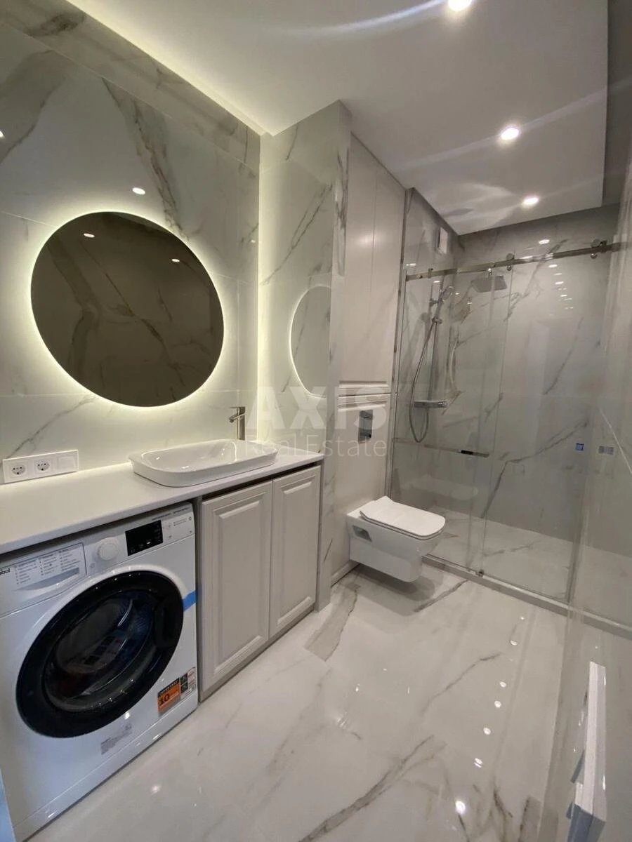 1k apartment vul. Rodyny Kristeriv 204783210