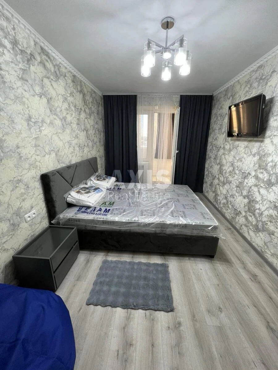 2к квартира ул. Мрии 11Е679462