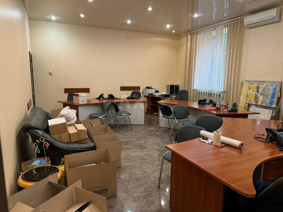 Office vul. Dilova 6, 209m264861