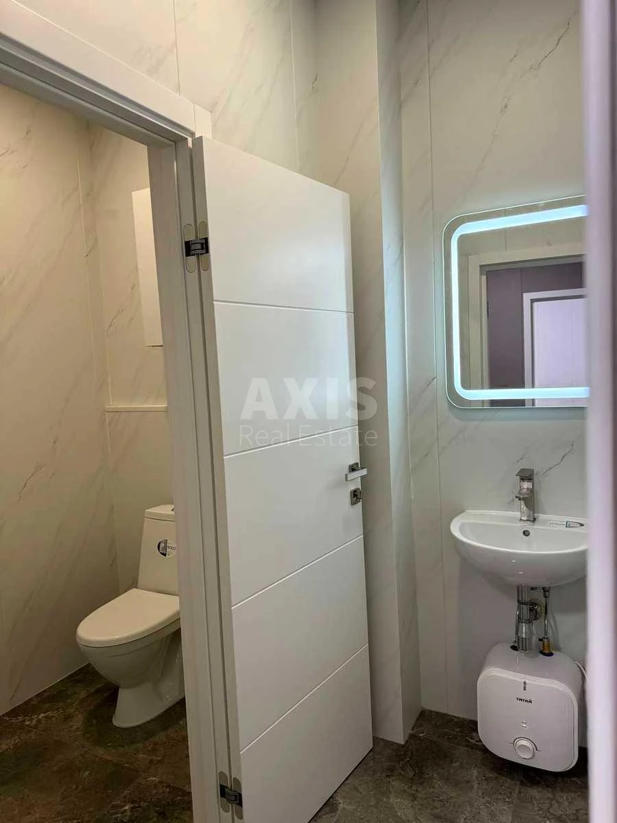 Office vul. Alimpiya Halyka 3, 106m2712839