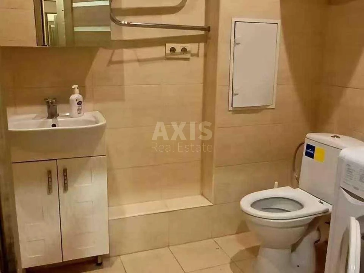 3k apartment vul. Ushyns'kogo 14Б702716