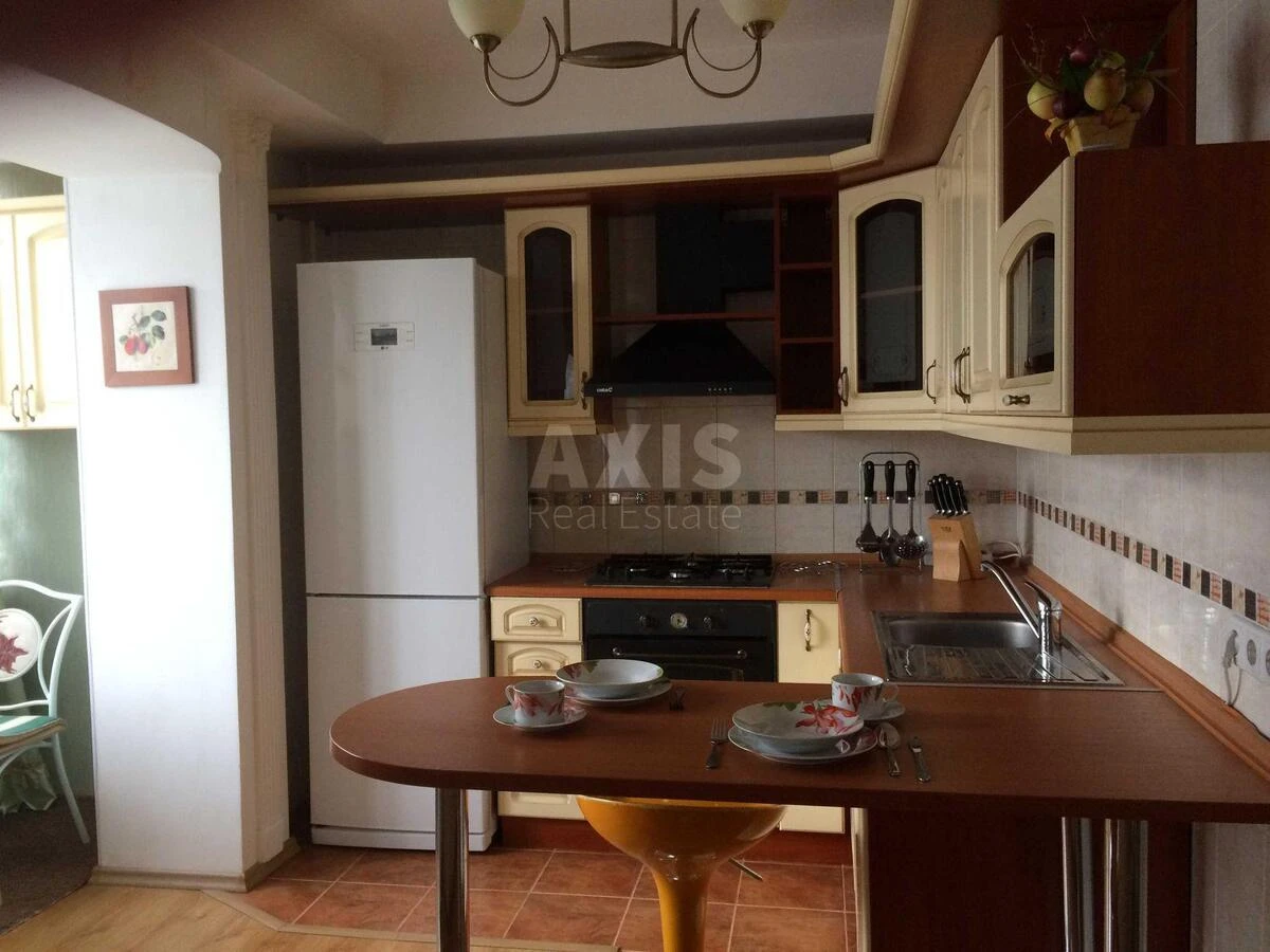 2k apartment vul. Tatars'ka 6702040