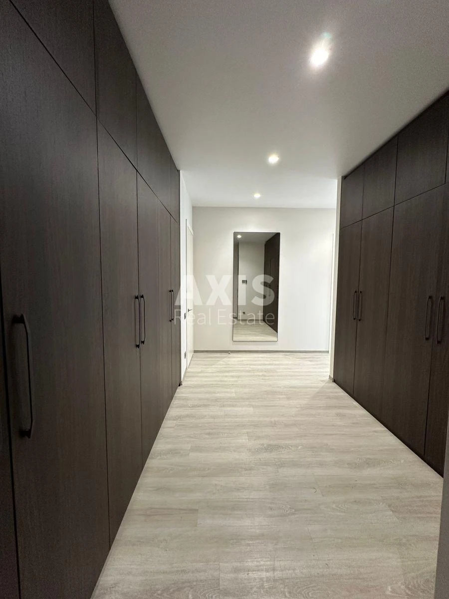 4k apartment vul. Antonovycha 1184726212