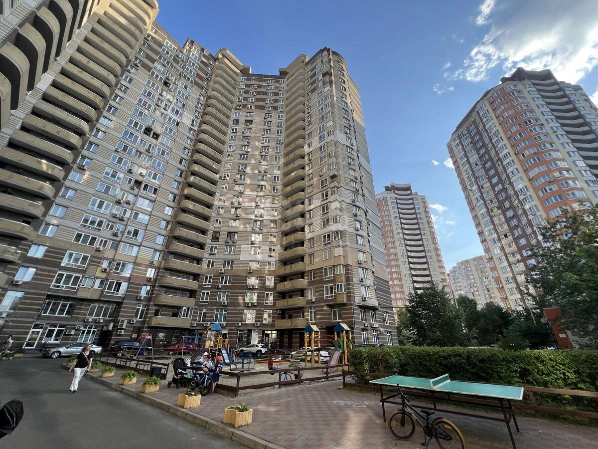 2к квартира ул. Ахматовой Анны 307154920