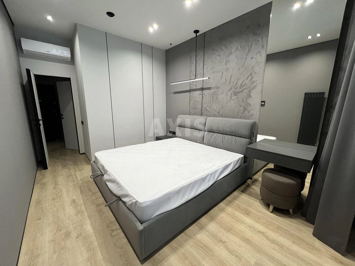 1k apartment pr-t Berestejskij 11Б641962